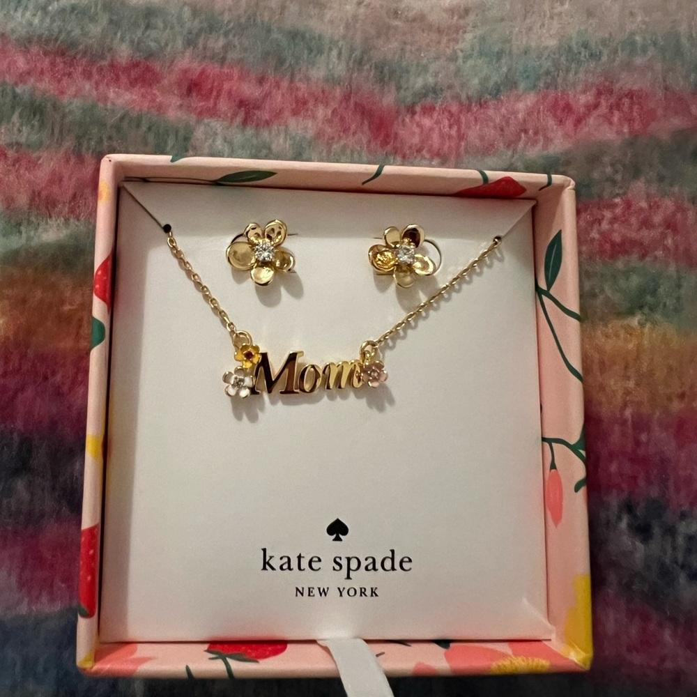 kate spade Gold Mom Necklace and Flower Earrings Set